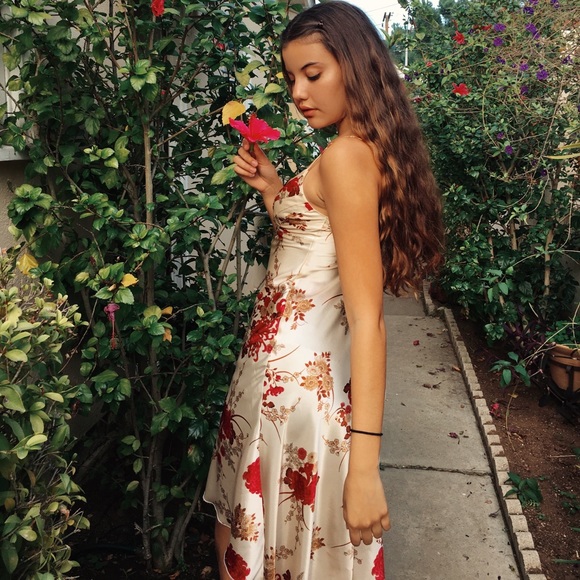 Brandy Melville Dresses & Skirts - vintage silk dress